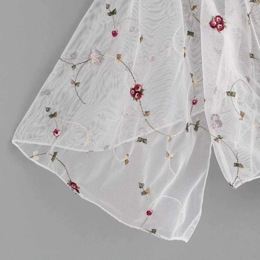 🔹Last 1🔹 Sheer Tie Top w/ Embroidered Flowers - Picture 4 of 4